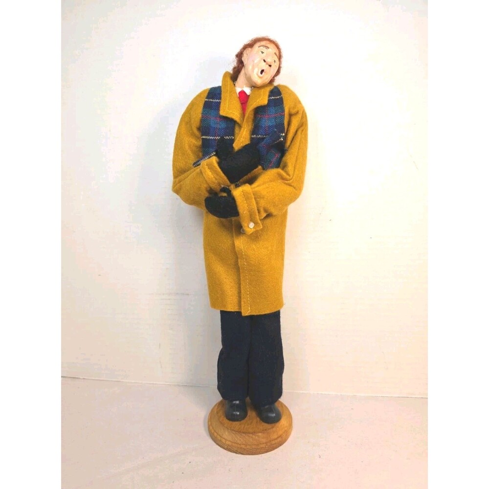 Vintage 1980's Paula Dean "Tom" Christmas caroler doll